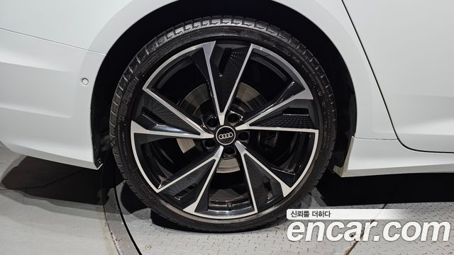Audi A6 (C8) 50 TDI Quattro Premium 2023 — фото 5