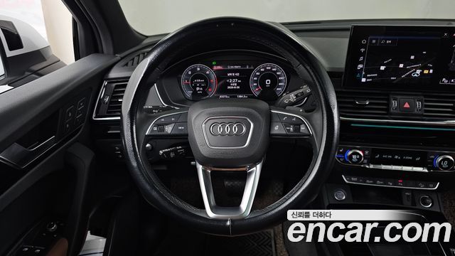 Audi Q5 (FY) 40 TDI Quattro Premium 2022 — фото 13