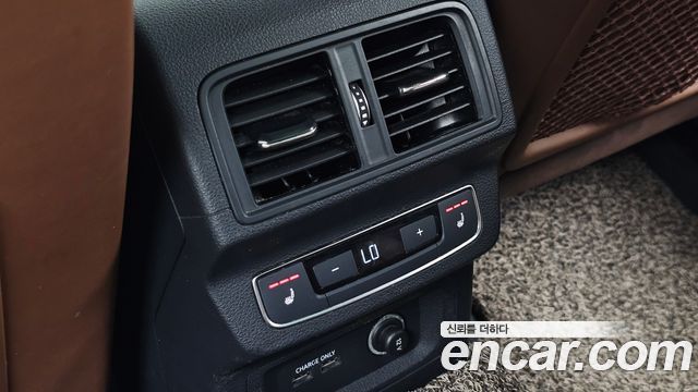 Audi Q5 (FY) 40 TDI Quattro Premium 2022 — фото 18