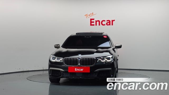 BMW 7 Series (G11) M760Li xDrive 2017 — фото 3