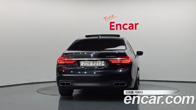 BMW 7 Series (G11) M760Li xDrive 2017 — фото 4