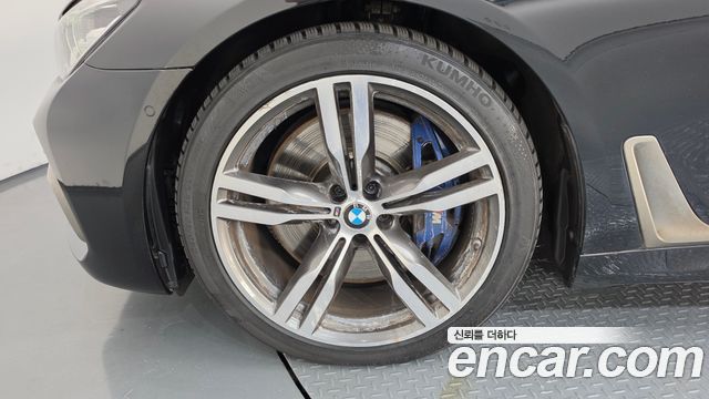 BMW 7 Series (G11) M760Li xDrive 2017 — фото 5
