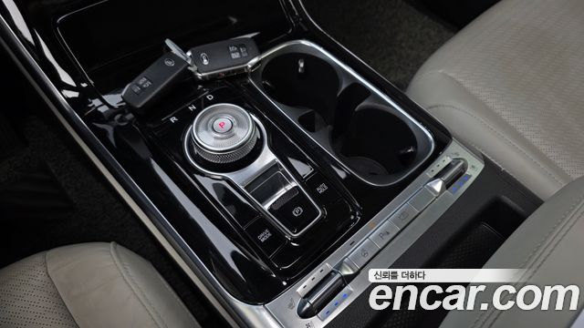 Kia Carnival (IV) Gasoline 7-Seater Signature 2021 — фото 9