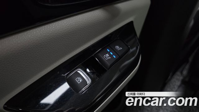Kia Carnival (IV) Gasoline 7-Seater Signature 2021 — фото 20