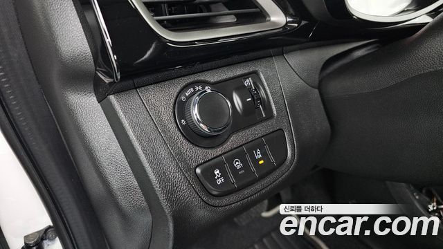 Chevrolet Spark Red Pick Edition 2022 — фото 18