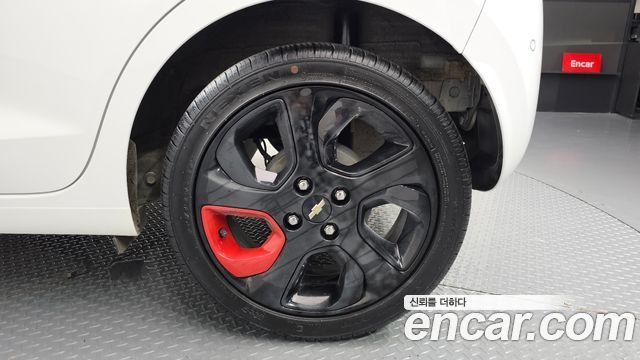 Chevrolet Spark Red Pick Edition 2022 — фото 21