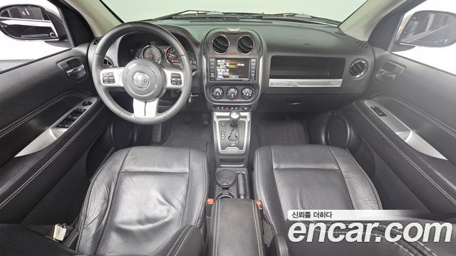 Jeep Compass 2.4 Limited 1st 2015 — фото 7