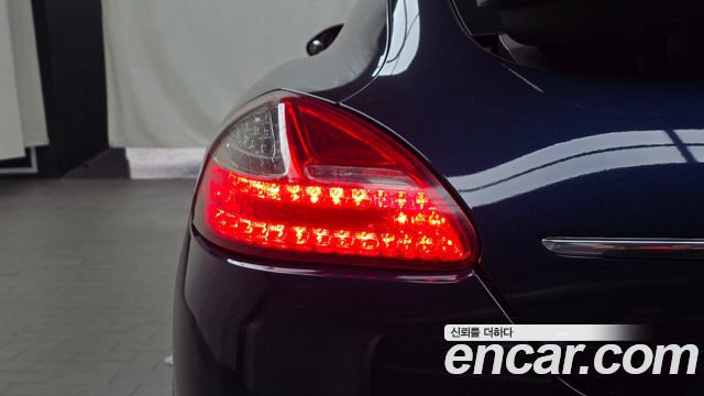 Porsche Panamera 3.6 AWD 970 2013 — фото 23