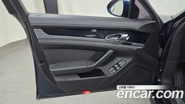 Porsche Panamera 3.6 AWD 970 2013 — фото 24