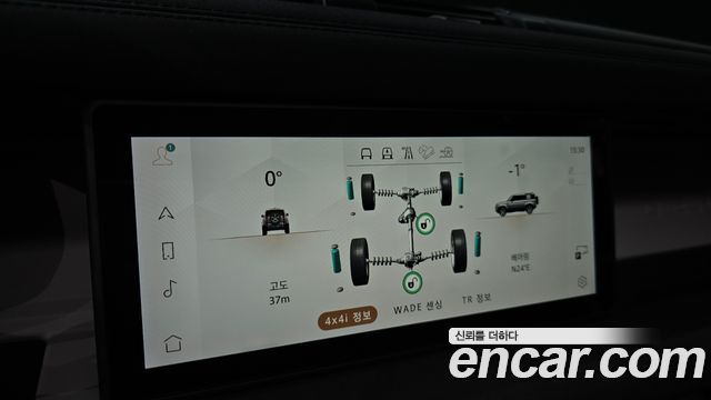 Land Rover Defender (L663) 110 D250 SE 2022 — фото 15