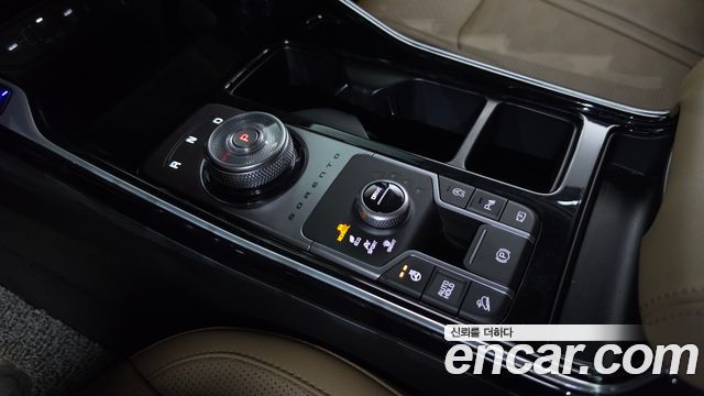 Kia Sorento (IV) Gasoline 2.5T 4WD Noblesse 2025 — фото 9