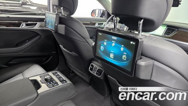 Genesis G80 3.3 GDI Premium Luxury 2017 — фото 18