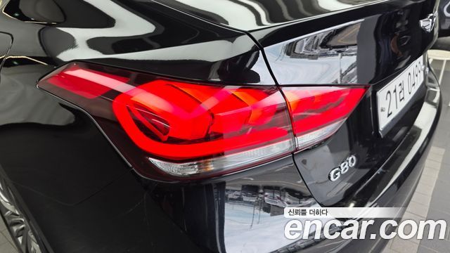 Genesis G80 3.3 GDI Premium Luxury 2017 — фото 23