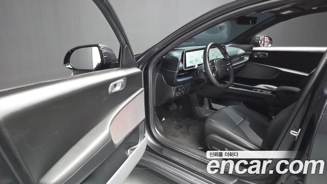 Hyundai Ioniq 6 Long Range AWD Exclusive + 2023 — фото 10