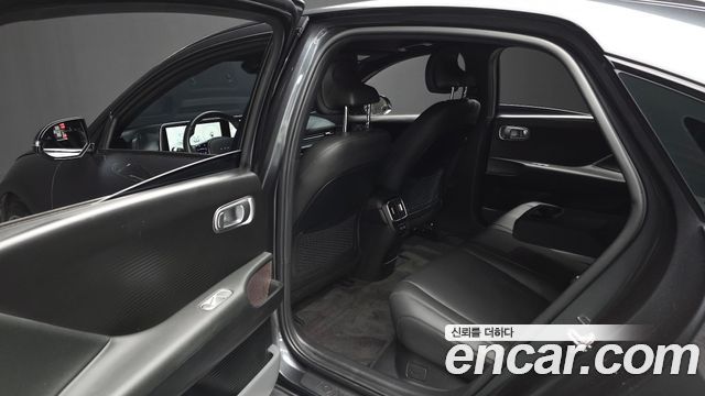 Hyundai Ioniq 6 Long Range AWD Exclusive + 2023 — фото 12