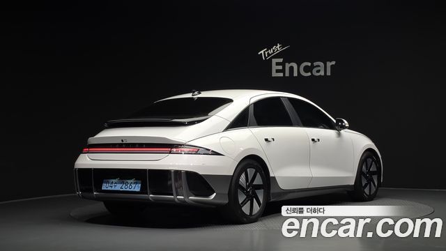 Hyundai Ioniq 6 Long Range Exclusive 2023 — фото 2