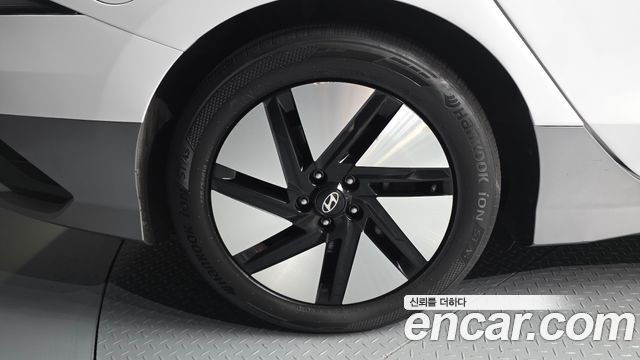 Hyundai Ioniq 6 Long Range Exclusive 2023 — фото 5