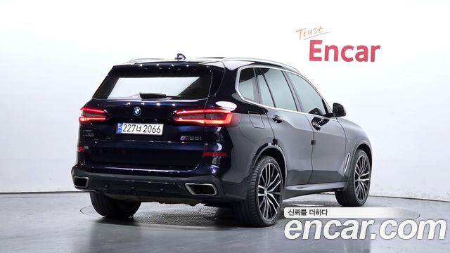 BMW X5 (G05) M50i 2021 — фото 2
