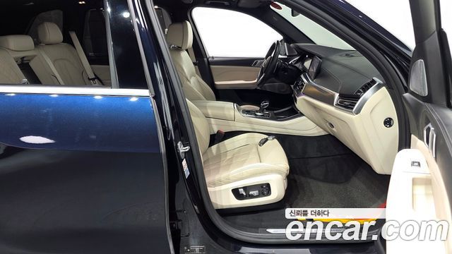 BMW X5 (G05) M50i 2021 — фото 26