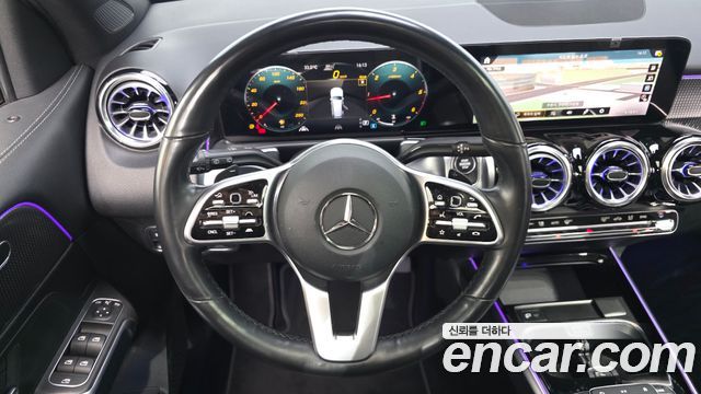 Mercedes-Benz GLB-Class (X247) GLB200 d 2022 — фото 13