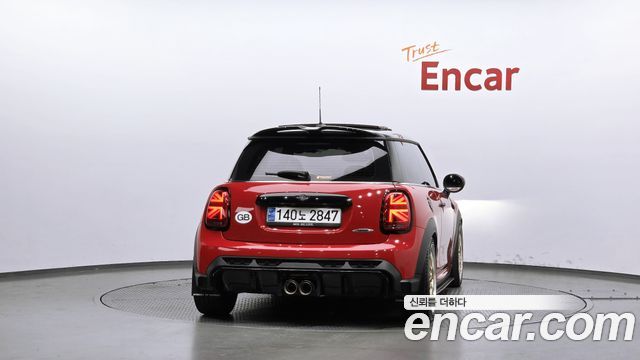 MINI Cooper S JCW 3rd Generation 2023 — фото 4