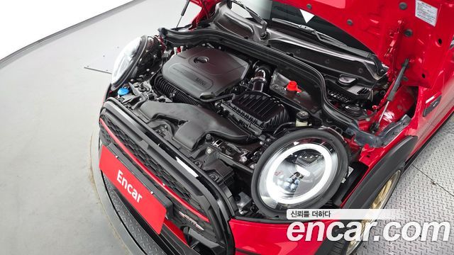 MINI Cooper S JCW 3rd Generation 2023 — фото 6