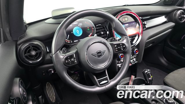 MINI Cooper S JCW 3rd Generation 2023 — фото 12