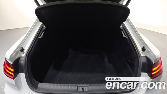 Volkswagen Arteon 2.0 TDI Prestige 2019 — фото 18