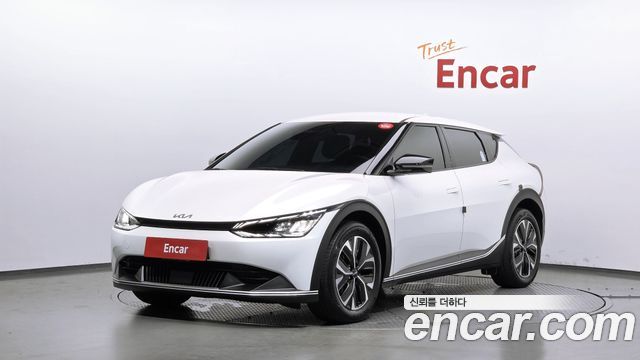Kia EV6 Standard Light 2024 — фото 1