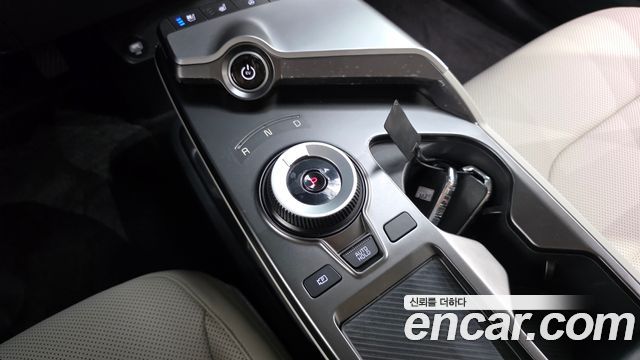 Kia EV6 Standard Light 2024 — фото 9