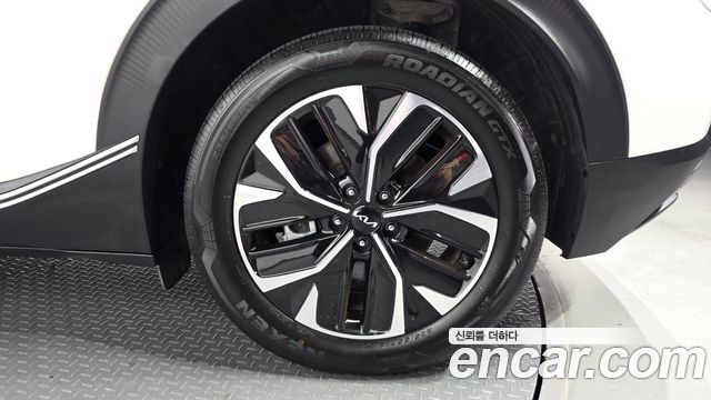 Kia EV6 Standard Light 2024 — фото 27