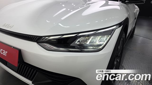 Kia EV6 Standard Light 2024 — фото 28