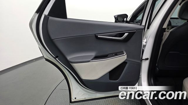 Kia EV6 Standard Light 2024 — фото 31
