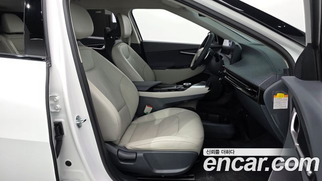 Kia EV6 Standard Light 2024 — фото 32