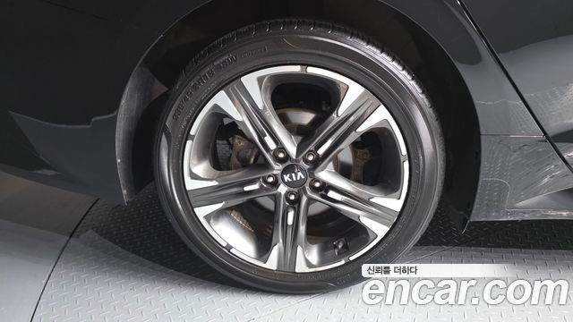 Kia K5 (III) 2.0 Prestige 2020 — фото 5