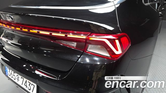 Kia K5 (III) 2.0 Prestige 2020 — фото 23
