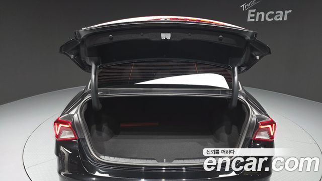 Kia K5 (III) 2.0 Prestige 2020 — фото 30