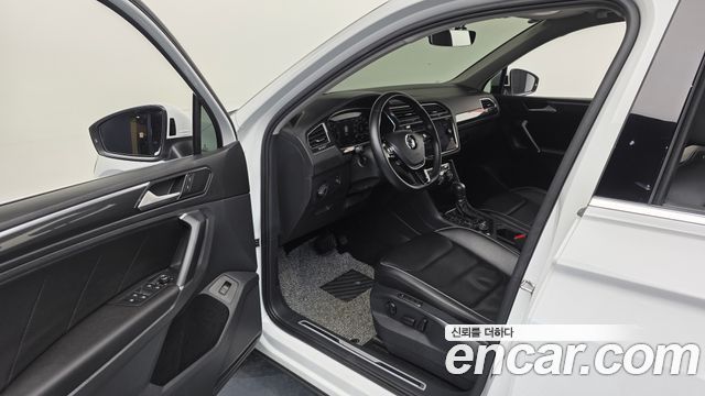 Volkswagen Tiguan (II) 2.0 TDI 4Motion Prestige 2018 — фото 10