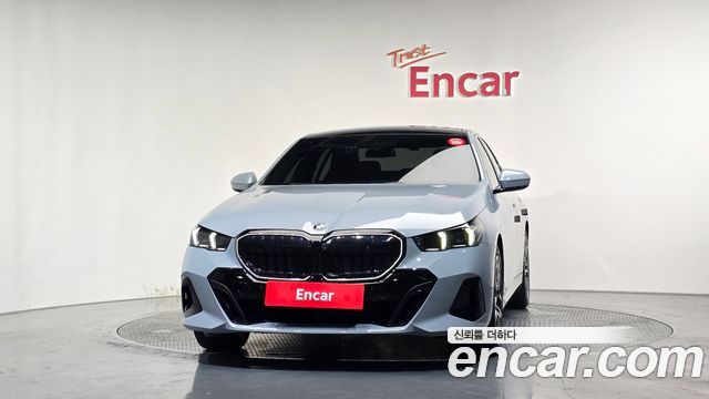 BMW 5 Series (G60) 520i Special Edition 2026 — фото 3