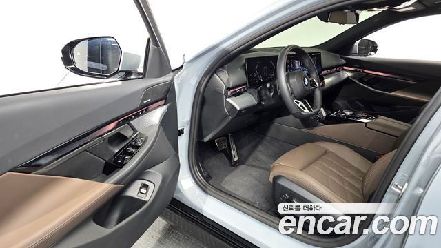 BMW 5 Series (G60) 520i Special Edition 2026 — фото 10