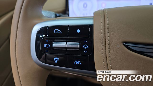 Genesis G80 (RG3) Gasoline 2.5 Turbo AWD 2025 — фото 16