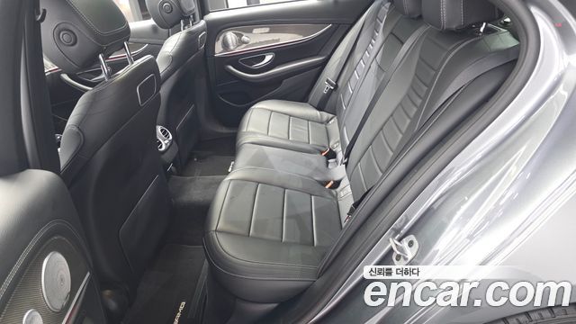 Mercedes-Benz E-Class (W213) E350 4MATIC AMG Line 2019 — фото 12