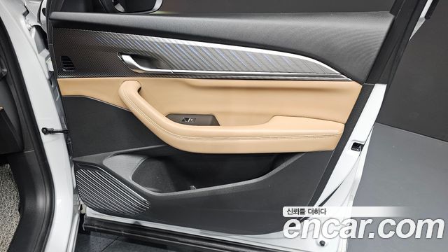 Renault Korea Grand Koleos 1.5 E-TECH Iconic 2WD 2025 — фото 30
