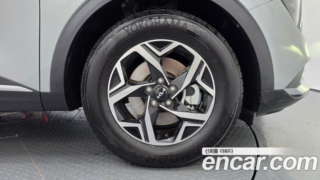 Kia Sportage (V) LPG 2.0 2WD Prestige 2024 — фото 5