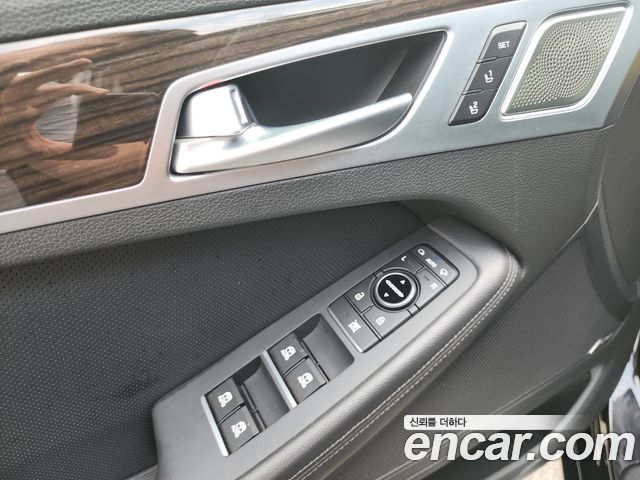 Genesis G80 3.3 GDI AWD Premium Luxury 2018 — фото 17