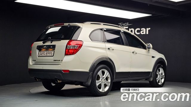 Chevrolet Captiva 2WD LT 2012 — фото 2