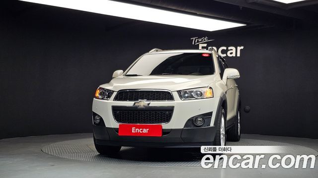 Chevrolet Captiva 2WD LT 2012 — фото 3
