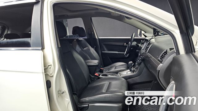 Chevrolet Captiva 2WD LT 2012 — фото 12