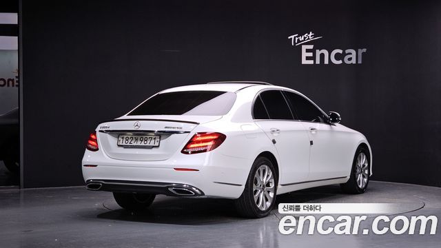Mercedes-Benz E-Class (W213) E220d Exclusive 2019 — фото 2