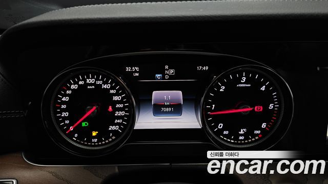 Mercedes-Benz E-Class (W213) E220d Exclusive 2019 — фото 8